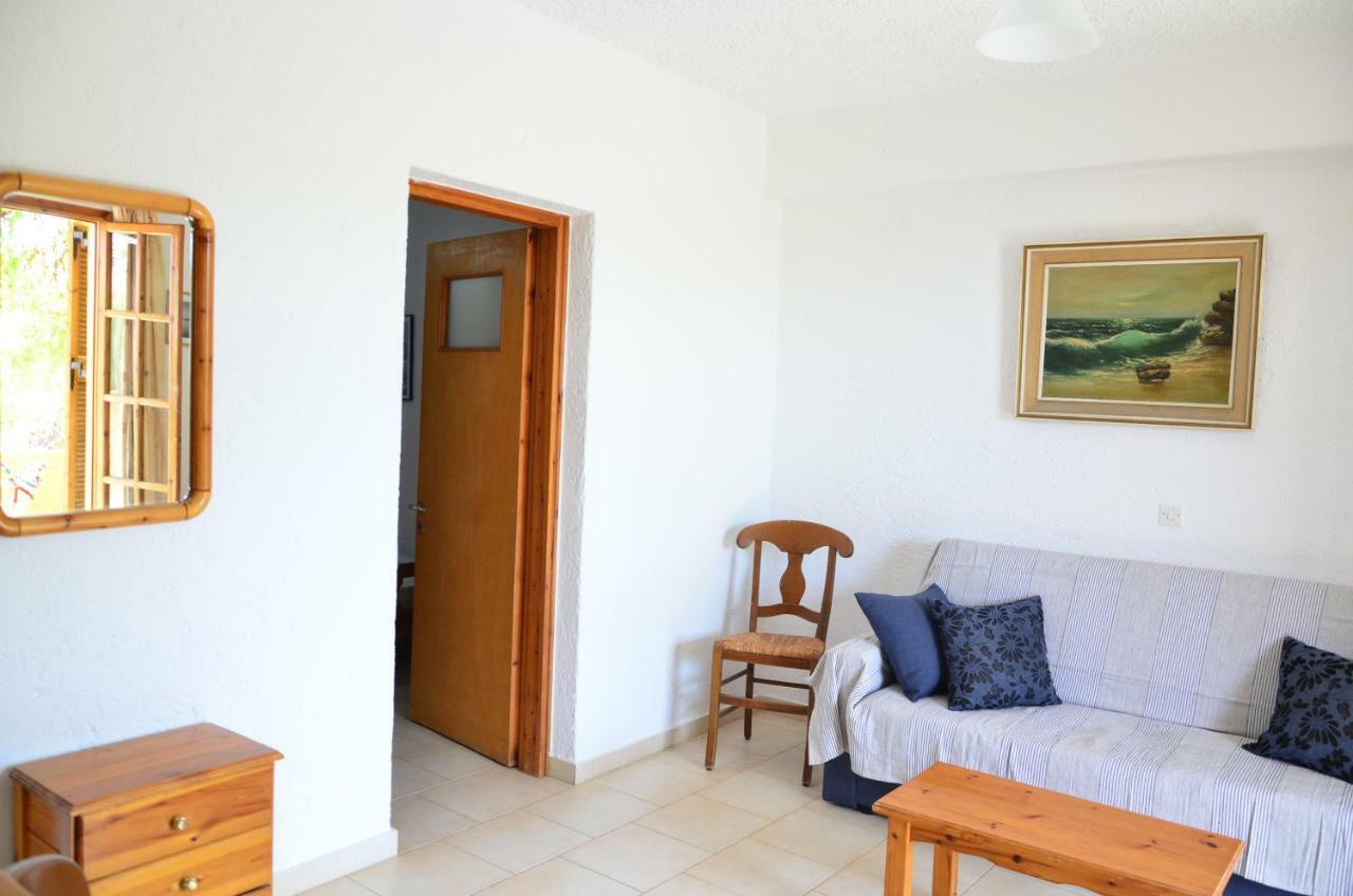 Vagia Beach Apartments, Aegina Island Buitenkant foto